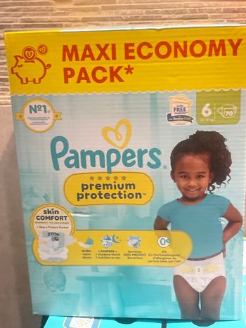70 couches Pampers premium protection taille 6 