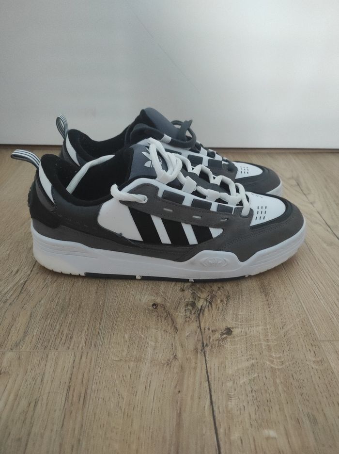 Chaussures Adidas Originals - photo numéro 3