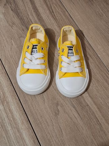Baskets chaussures en toile Mixte jaune