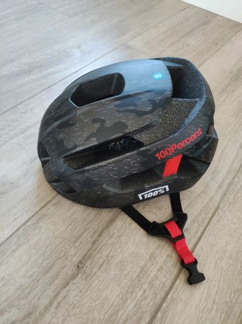 Casque vélo 100%