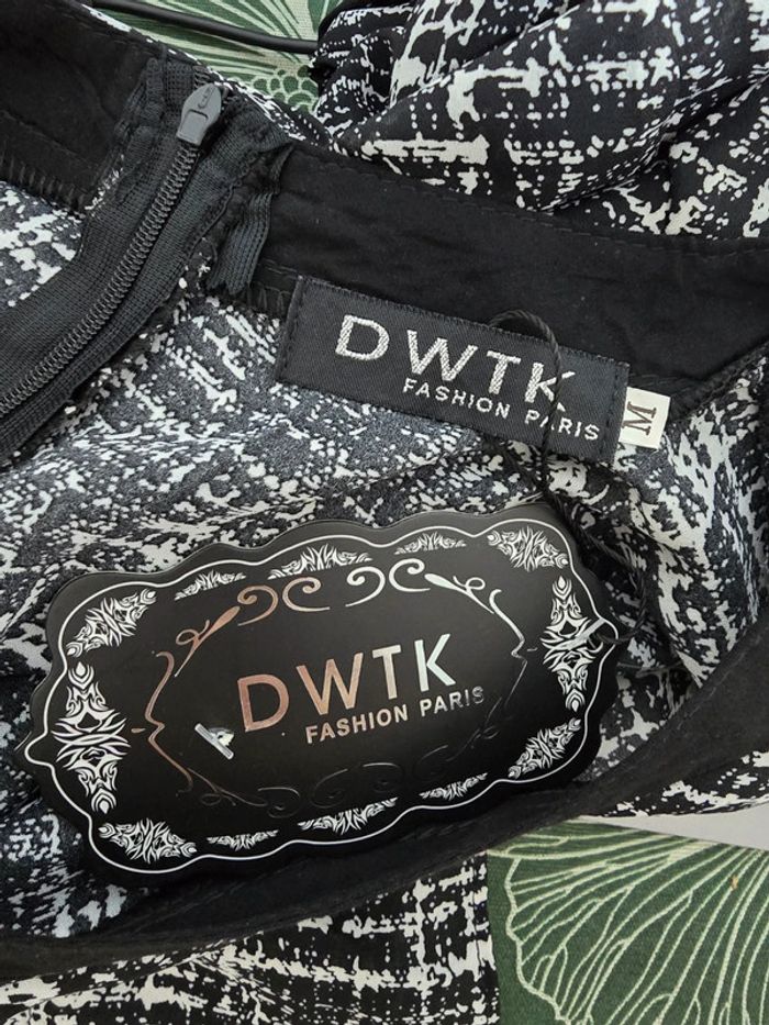 Robe DWTK Fashion Paris taille M - photo numéro 4