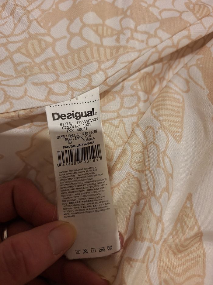 Doudoune desigual tres chaude et élégante - photo numéro 5