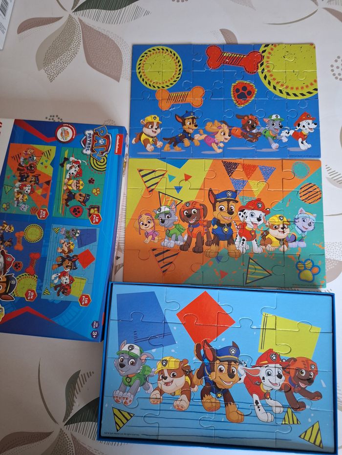 1 boîte de 4 puzzles Paw patrol + 1 gratuit - photo numéro 2