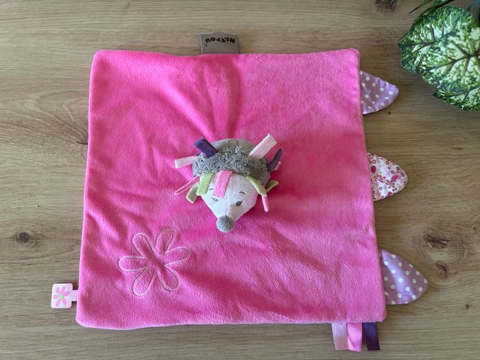 Doudou plat hérisson Manon rose fleur nattou état neuf - photo numéro 2