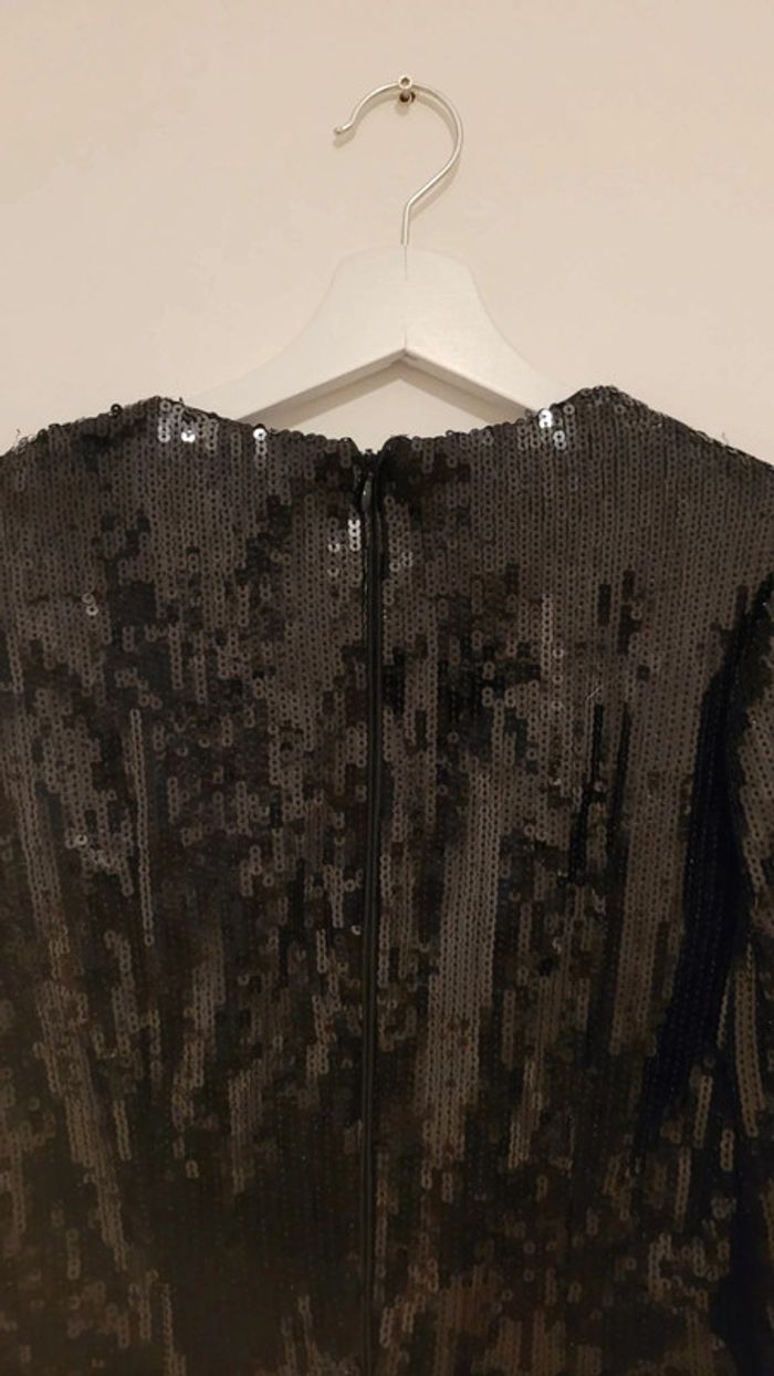 Robe à sequins noirs délicats : parfaite pour les fêtes 🥂 - photo numéro 3