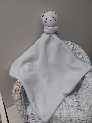 Obaibi - doudou mouchoir chat bleu