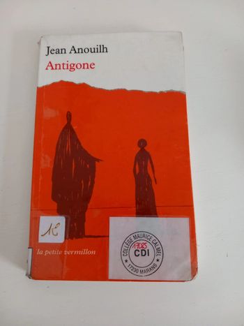Antigène - Jean Anouilh