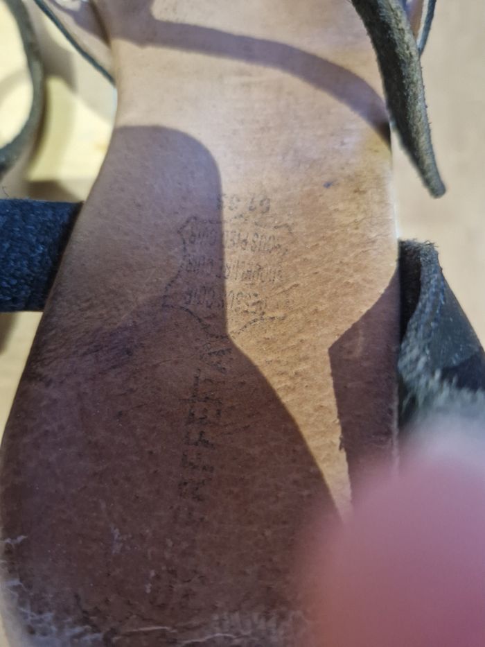 sandales avec boucle 
 faffetta - photo numéro 3