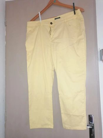 Pantacourt jaune