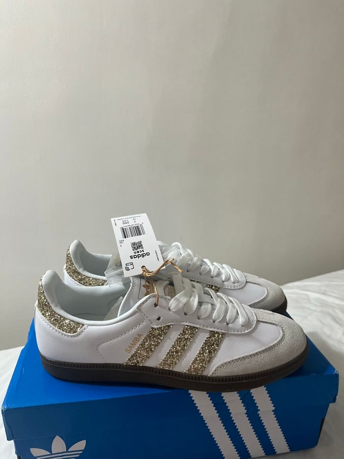Basket adidas pailleté - photo numéro 5