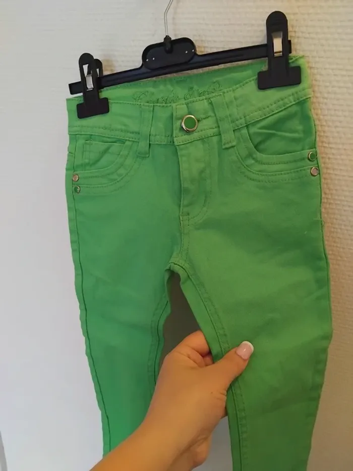 Pantalon neuf fille 3ans 98% coton - photo numéro 2