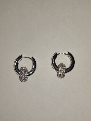 Boucles d'oreilles neuves