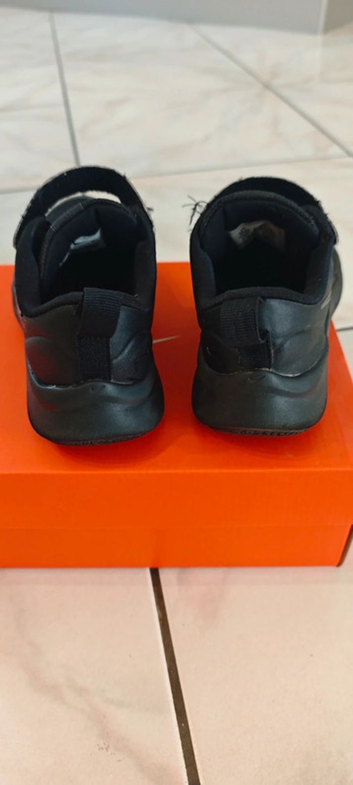 Nike star runner 3 taille 31.5 - photo numéro 3