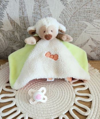 Doudou Lange Bébé mouton blanc vert 