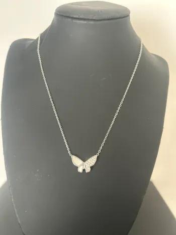 Collier papillon acier inoxydable