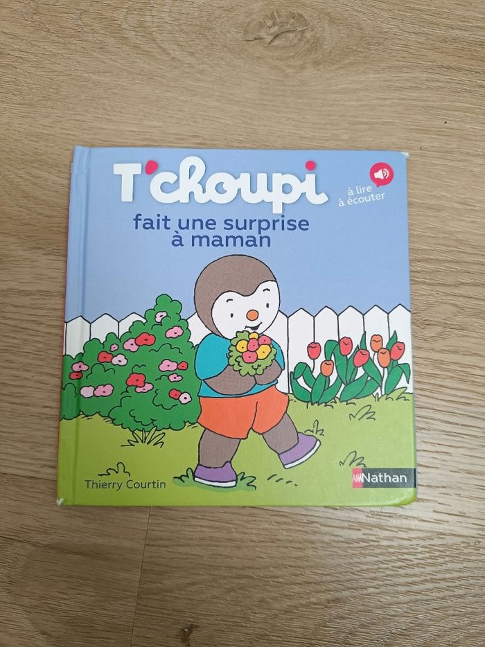 Livre T'choupi fait une surprise à maman