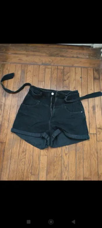 Shorts en jean taille 40 L zara
