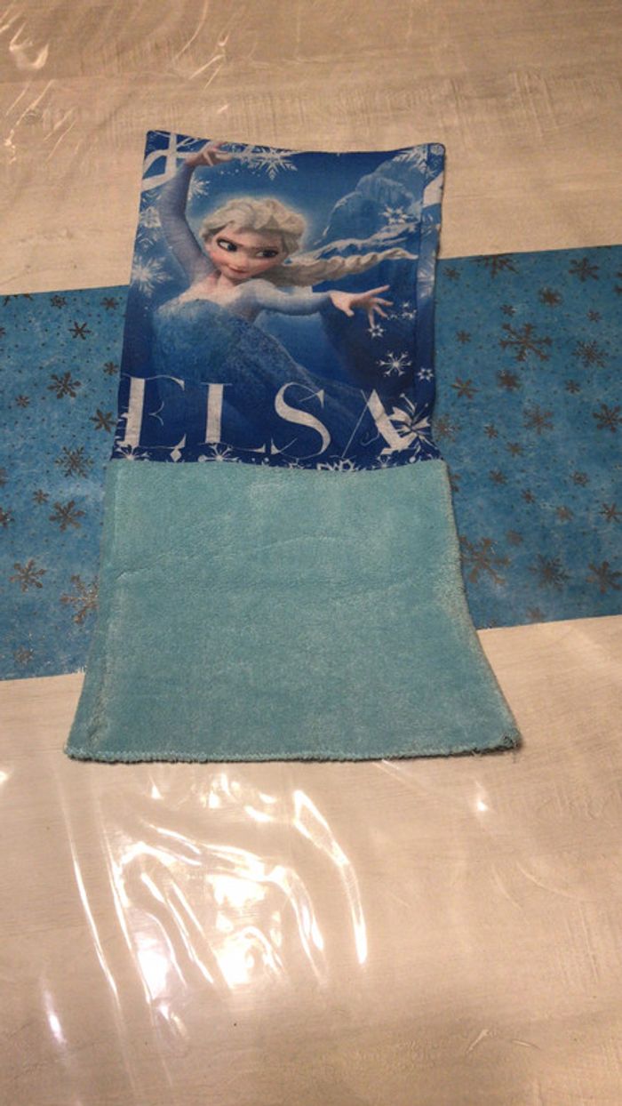 Tour de cou reine des neiges