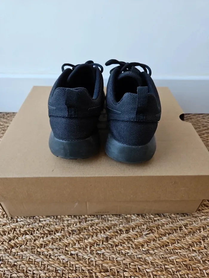 Baskets Nike - photo numéro 3