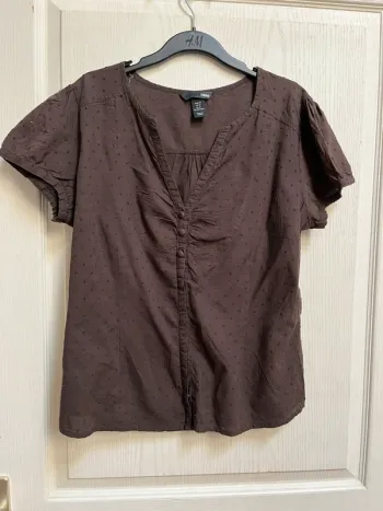 Blouse marron avec motif ton sur ton -Taille42/ 44 -HM