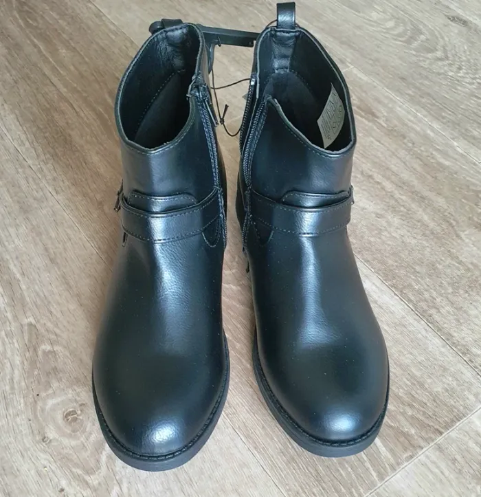 Bottines noires taille 38 neuves - photo numéro 7