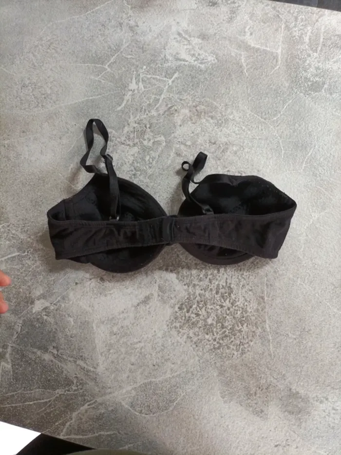 Soutien-gorge - photo numéro 2