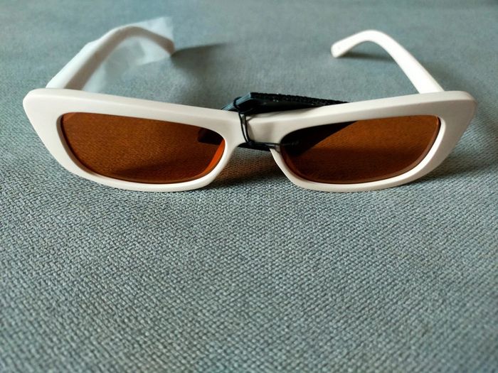 Lunettes de soleil femme beige – verres orange UV400 – style rétro - photo numéro 2