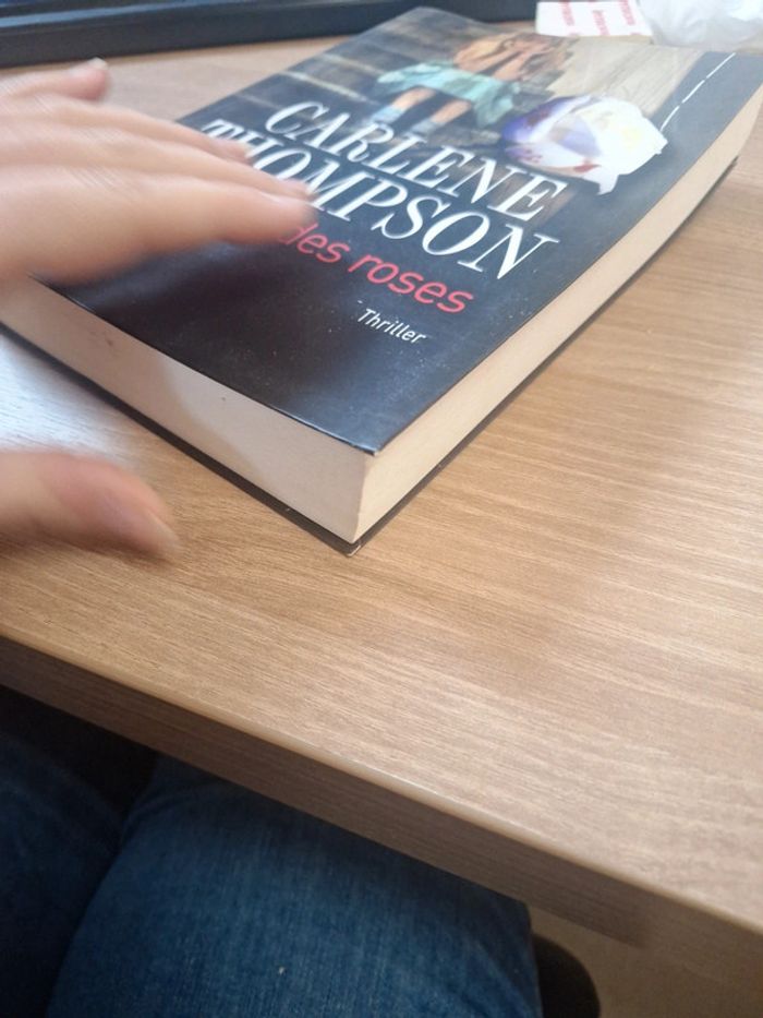 Le crime des roses - photo numéro 4