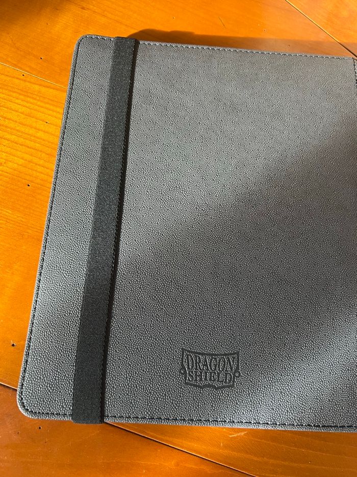Classeur premium noir 360 Dragon Shield - photo numéro 5