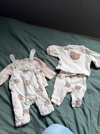 Lot de 2 tenues 
