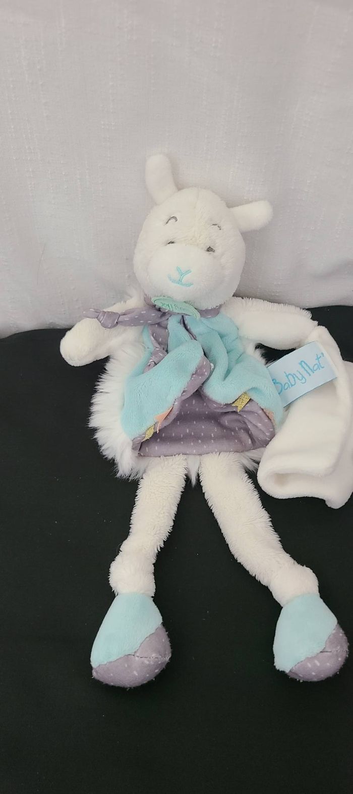 Doudou Lama bleu gris blanc avec mouchoir BABY NAT