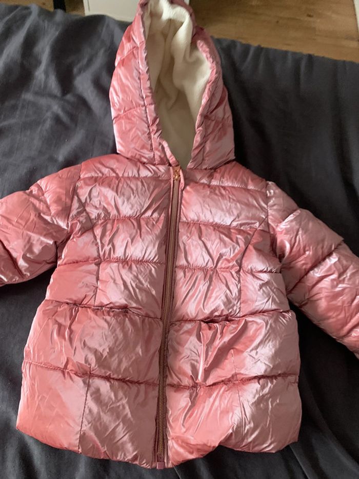 Très jolie manteau bébé fille hiver - photo numéro 2