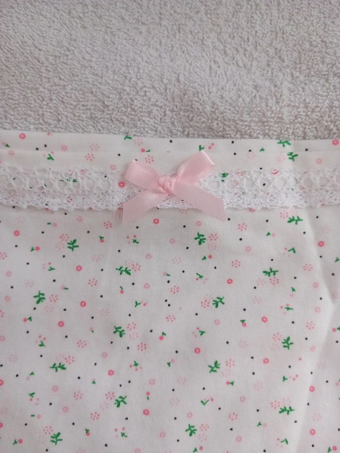 🚼Tee-shirt débardeur Neuf coton elasthan 8ans - photo numéro 3