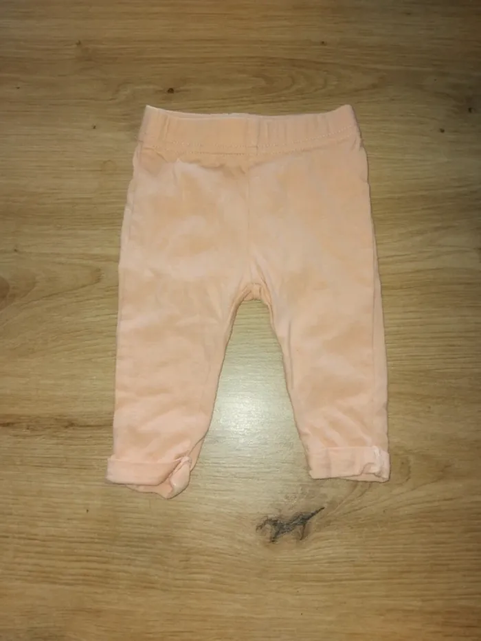 Lots 3 leggins fille taille 1 mois super etat - photo numéro 5