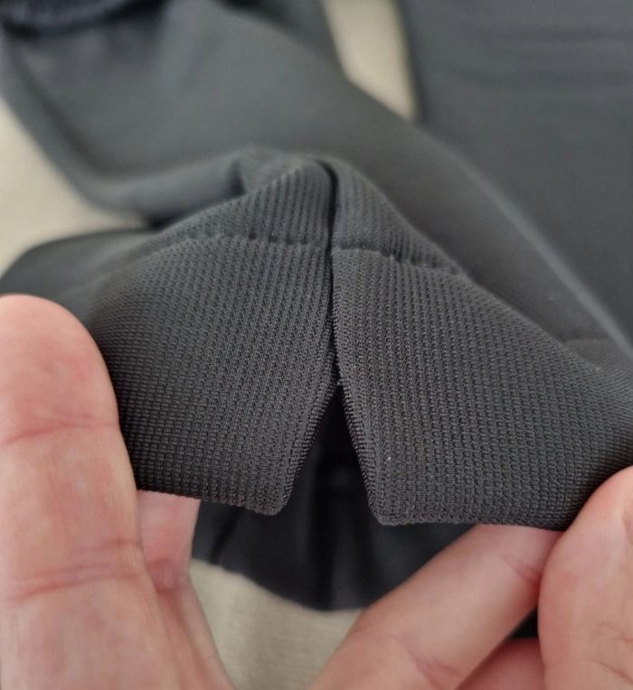 Pantalon noir élastique - photo numéro 10
