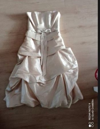 Robe de cérémonie ou fin d'année