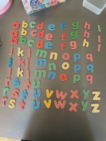 Lettres et nombres aimantées 