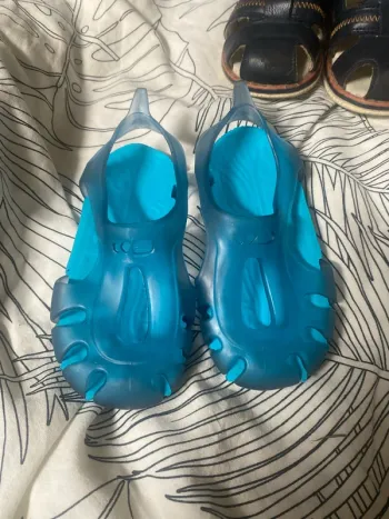 Sandalette piscine T24
