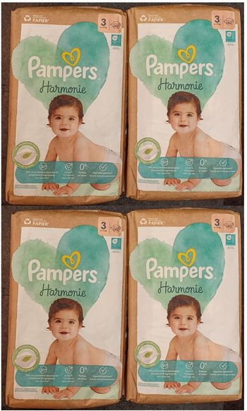 4 paquets de Couches Pampers harmonie taille 3