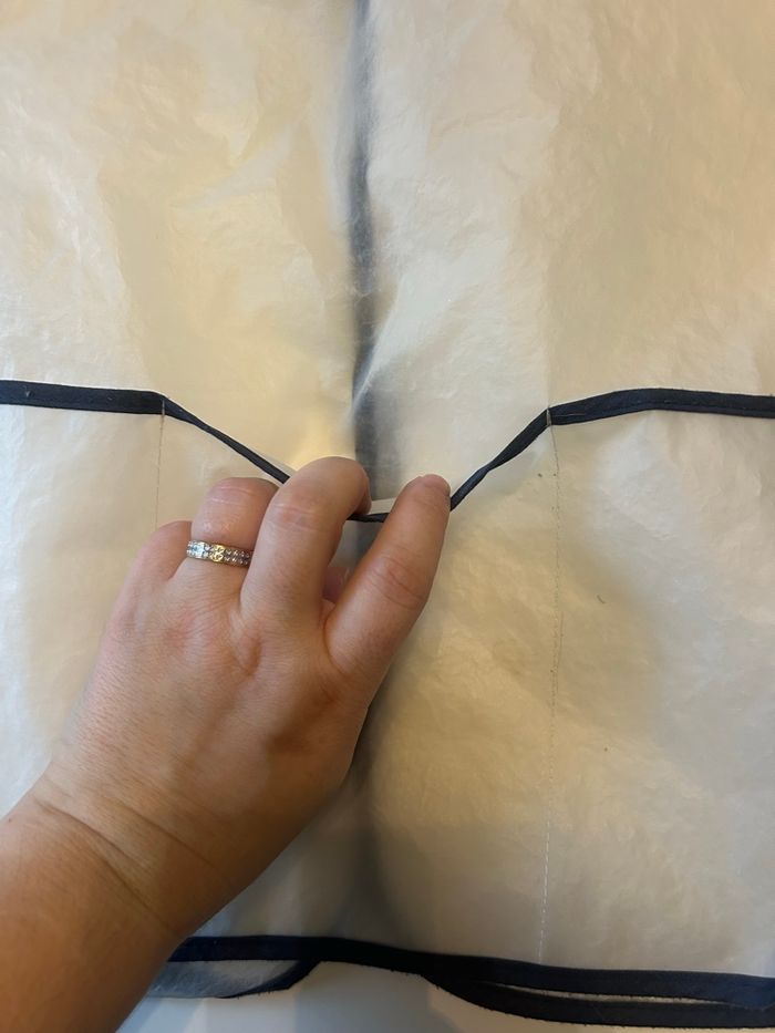 Tablier / Blouse imperméable  TRÈS BON ÉTAT mixte taille 4 ans couleur transparente - photo numéro 3