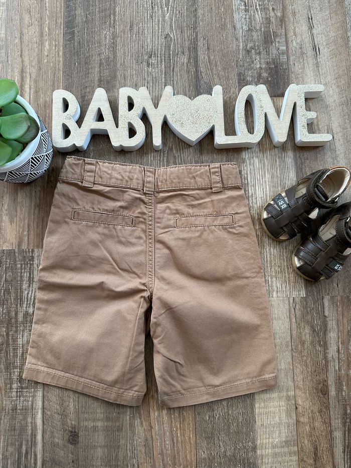 - Short Kiabi - 3 ans - Très bon état - photo numéro 2