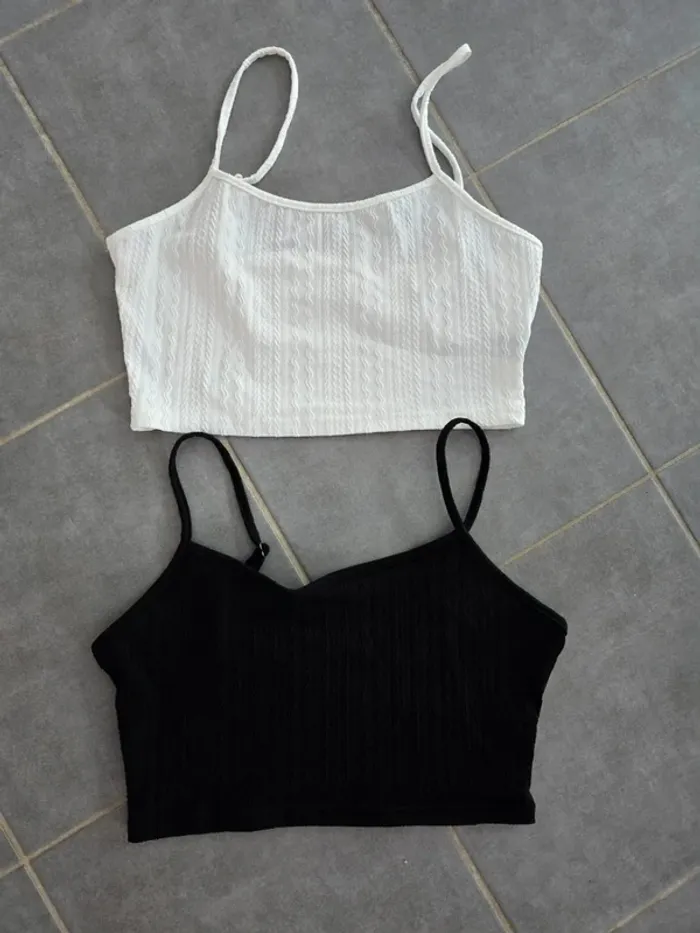 Lot de 2 debardeurs courts