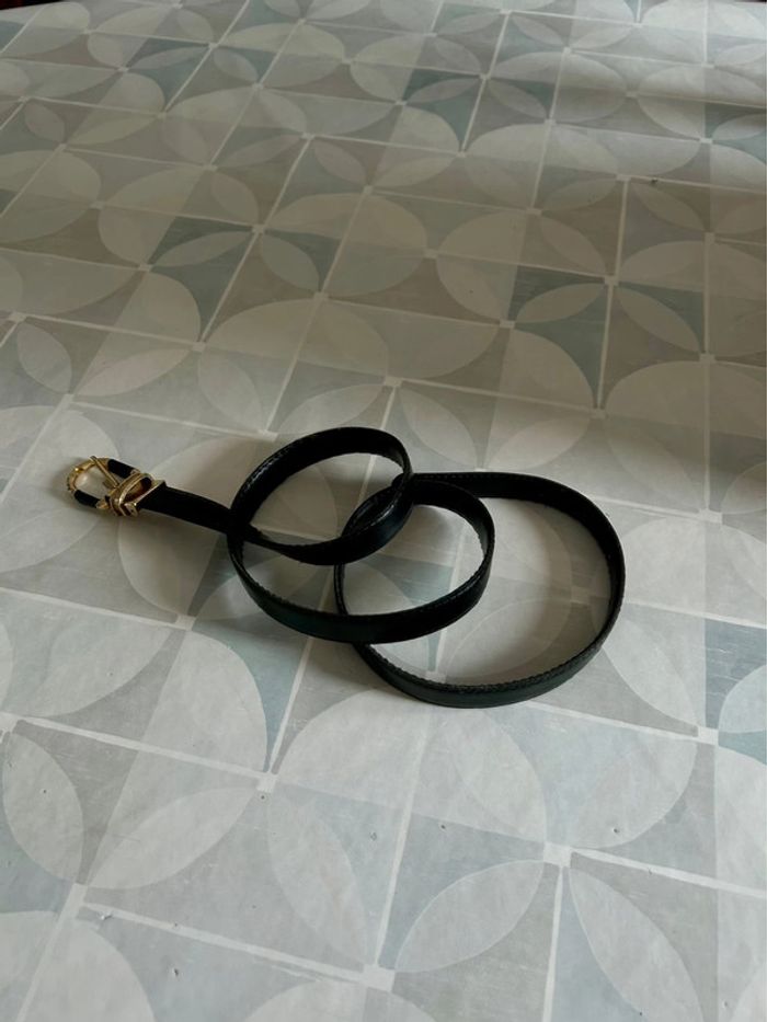 Ceinture en cuir 90 cm - en très bon état - photo numéro 2