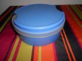 Boîte à biscuits bleu Tupperware