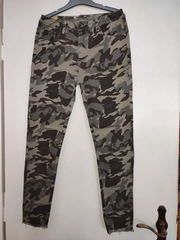 Jean militaire taille 42 / XL Lemone