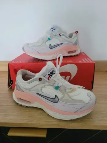 Nike Air Max Bliss T38,5 100% Authentique