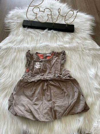 Très jolie robe influx 12 mois
