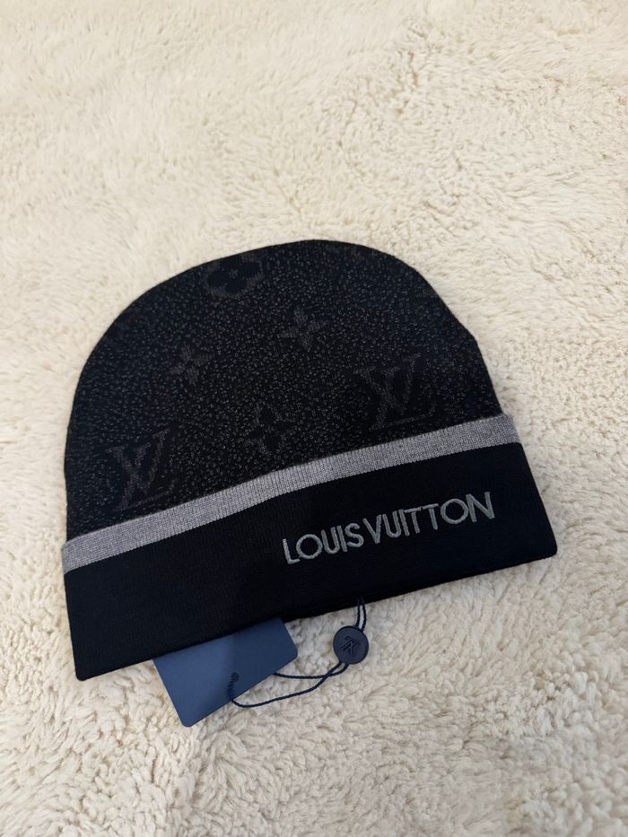 Bonnet - photo numéro 2