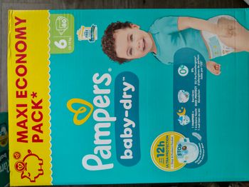 Couche pampers taille6