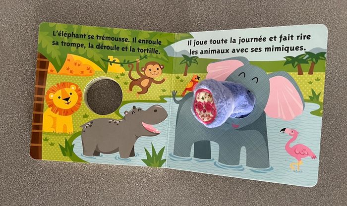 Livre d’éveil marionnette l’éléphant Bébés câlins - photo numéro 7